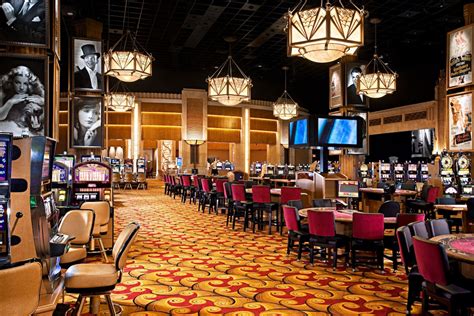 hollywood casino lawrenceburg